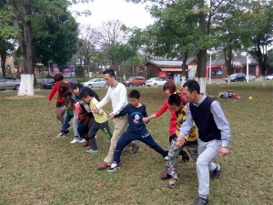 幸福初冬，東莞松湖生態(tài)園迎來(lái)光明小學(xué)五年級(jí)兄弟班親子戶(hù)外活動(dòng)